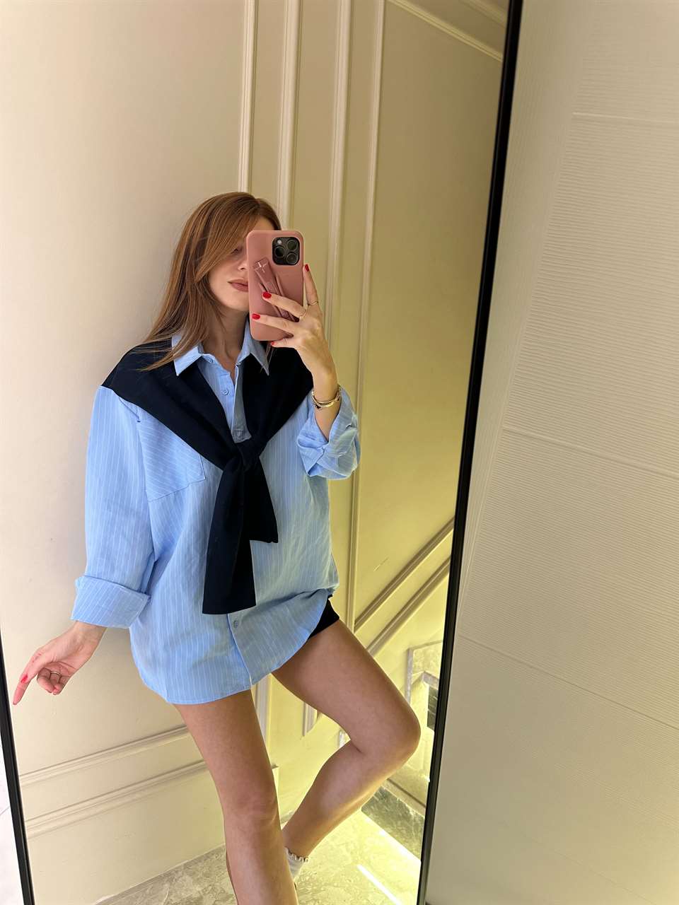 Mavi Atkı Detay Çizgili Gömlek