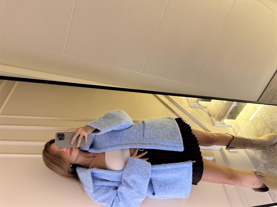 Mavi Fermuarlı Keçeli Kaşe Kaban