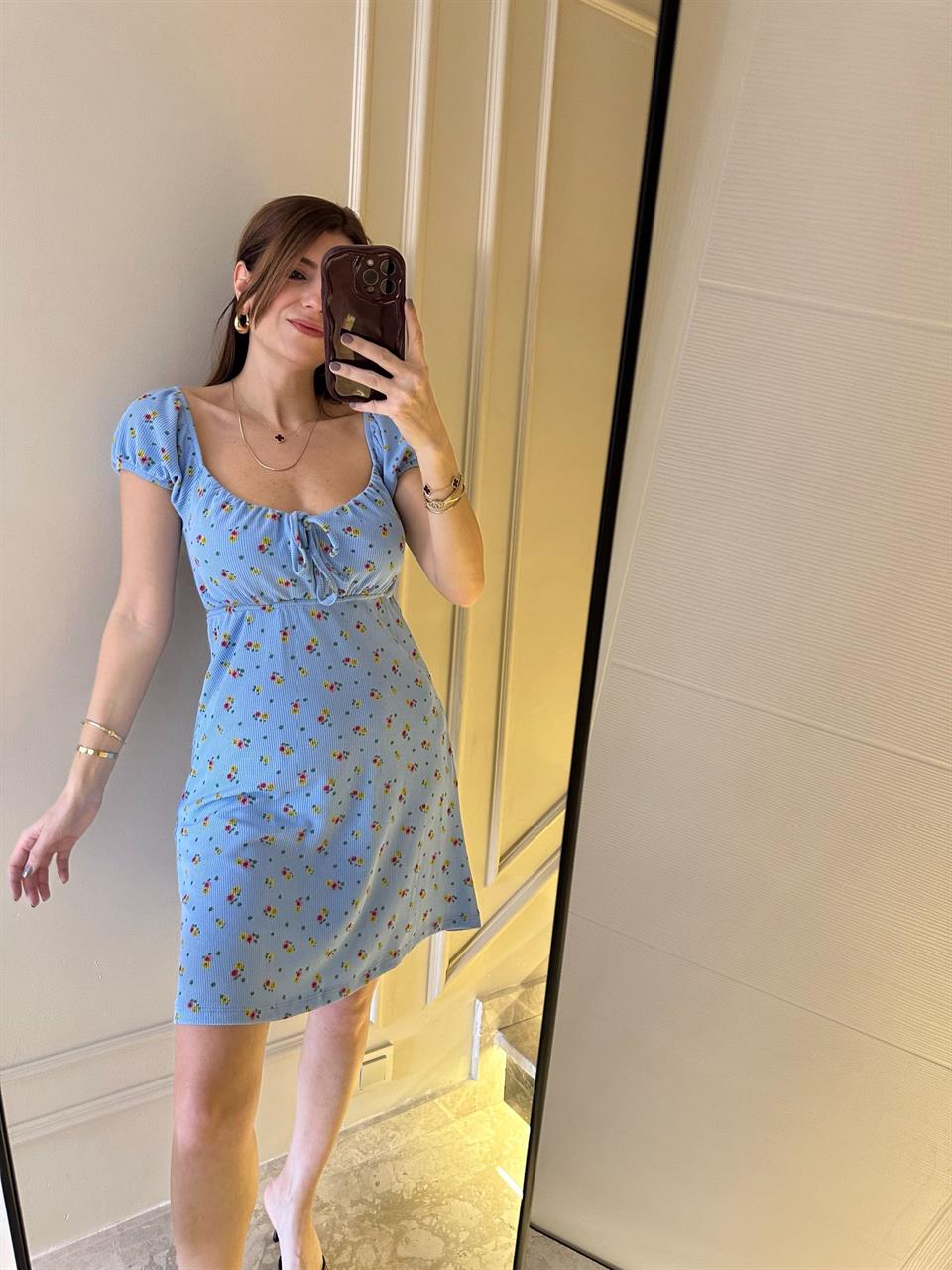 Mavi Yaka Bağlamalı Desenli Elbise