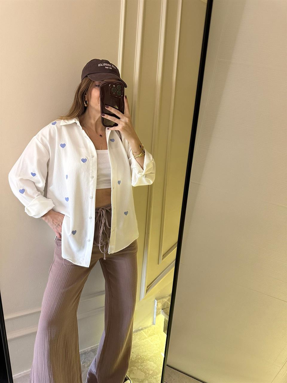 Mavi Kalpli Nakışlı Gömlek