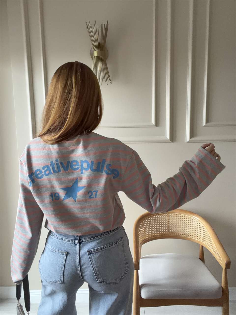 Nordıc Baskılı Mavi Yaka Çizgili Sweatshirt
