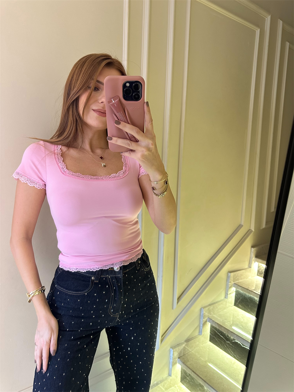 Pembe Dantelli Kare Yaka Kısa Kol Bluz