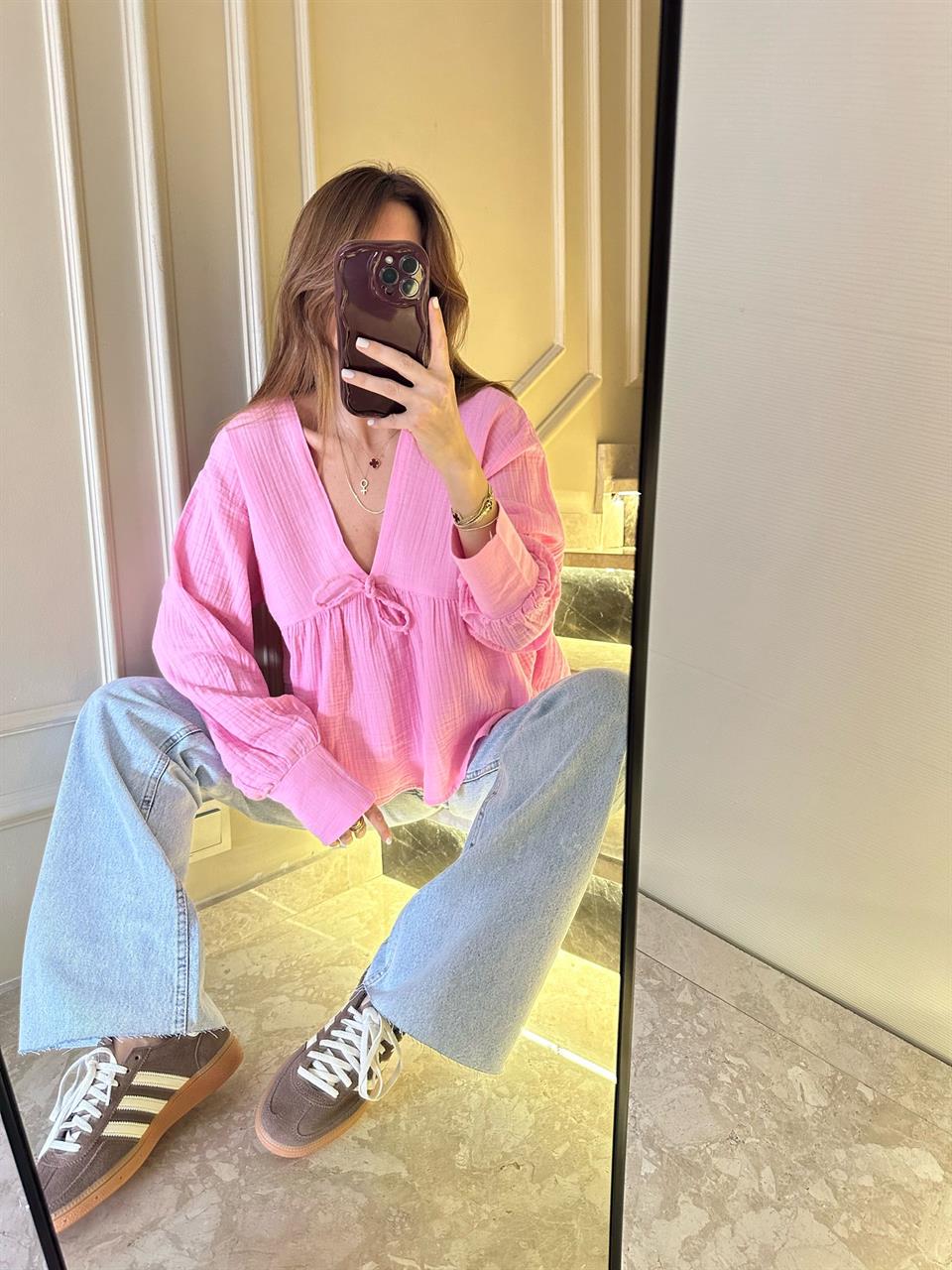 Pembe Müslin Kumaş V Yaka Bluz