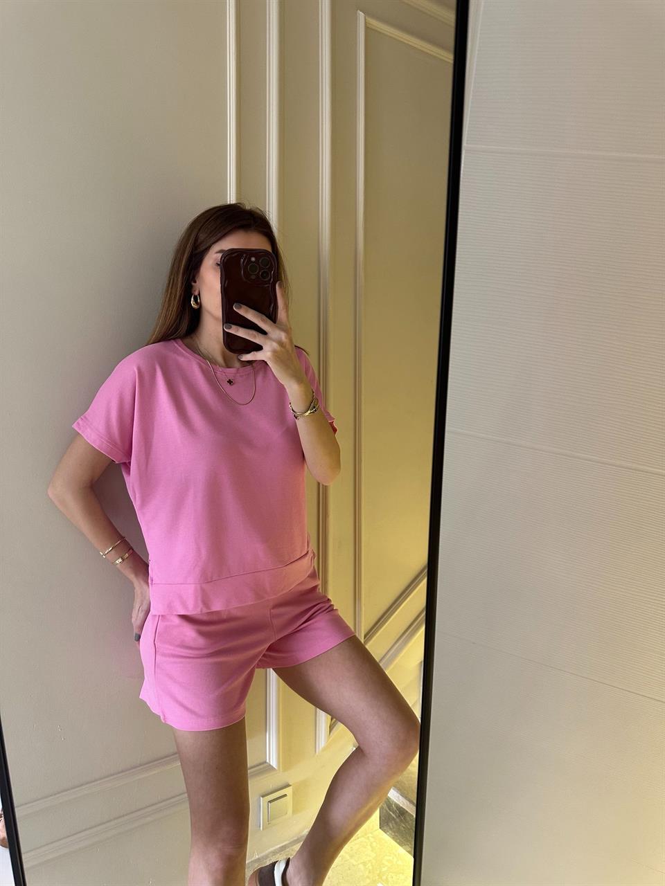 Pembe Pike Şortlu Takım