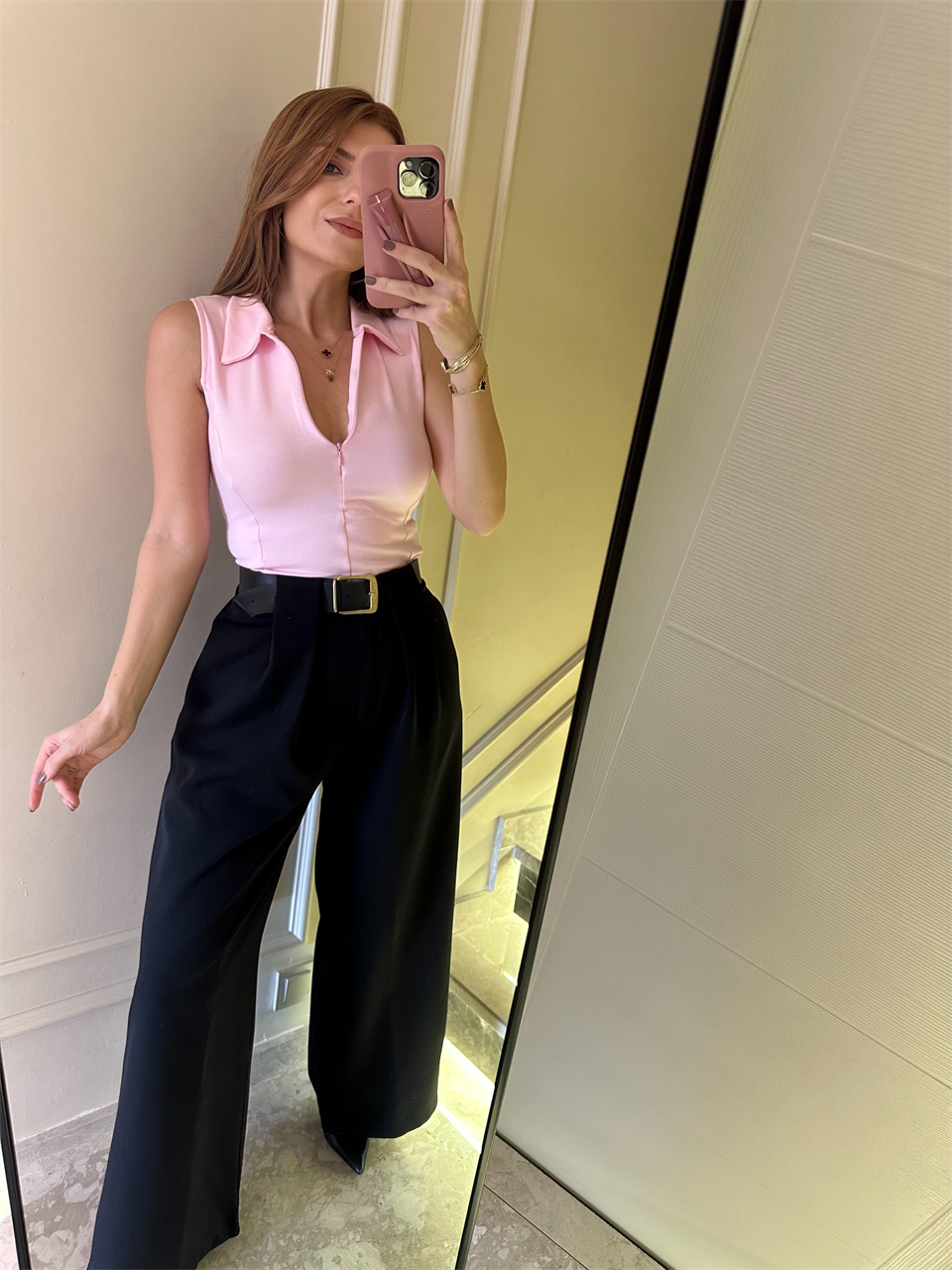 Pembe Polo Yaka Fermuarlı Kolsuz Bluz