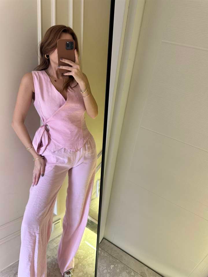 Pembe Tensel Kumaş Kruvaze Yaka Bağlamalı Takım