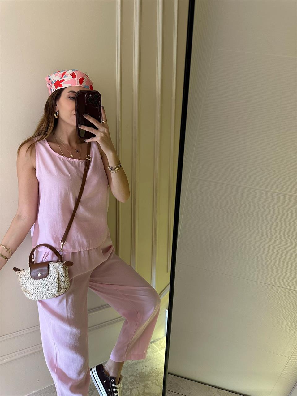 Pembe Sıfır Kol Bluz Beli Lastikli Pantolon Takım