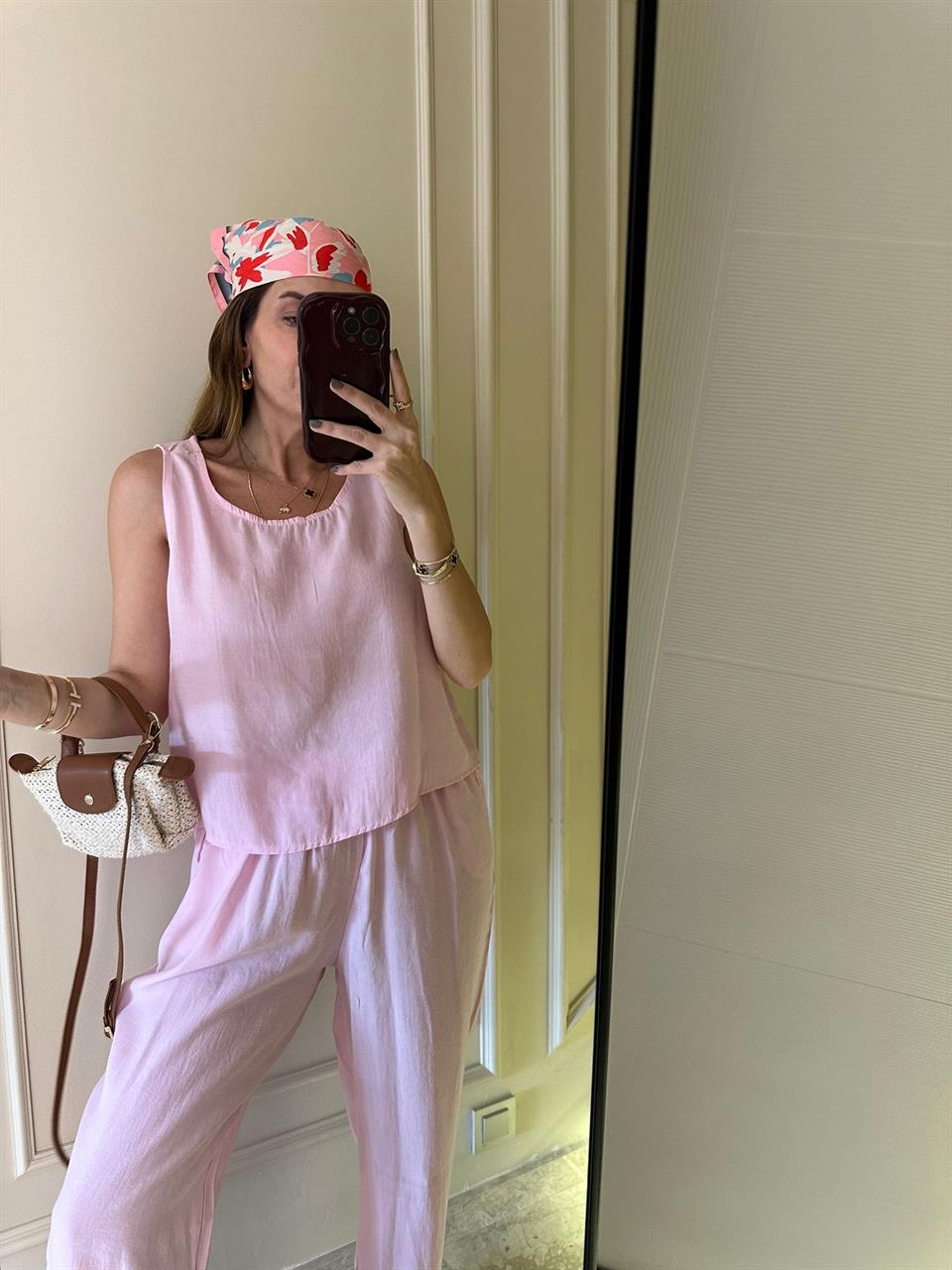 Pembe Sıfır Kol Bluz Beli Lastikli Pantolon Takım