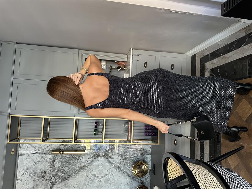 Pullu Kalın Askı Elbise