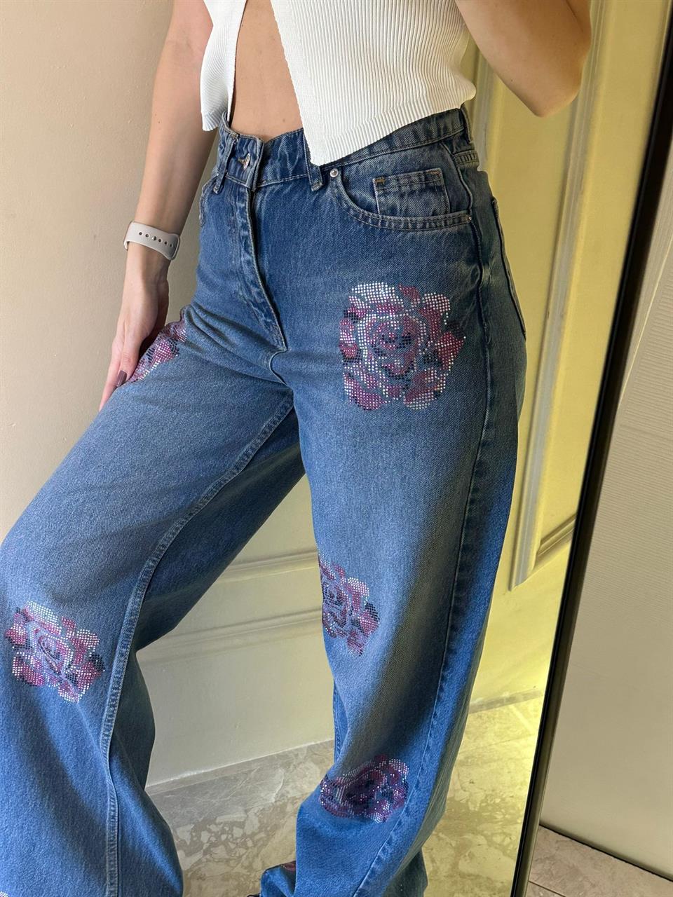 Renkli Taş Gül Desen Tintli Jean
