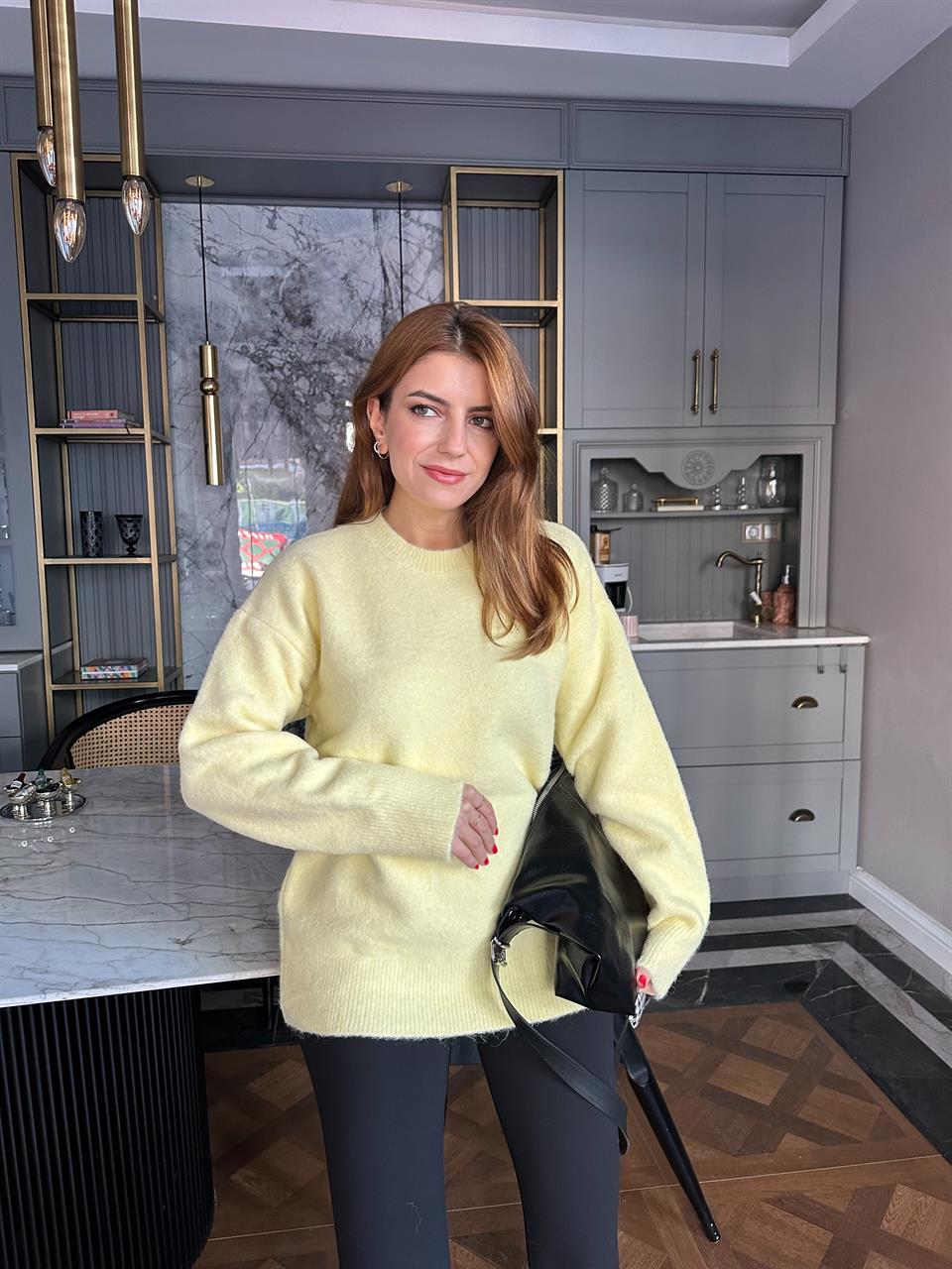 Sarı Bisiklet Yaka Yumoş Triko Kazak