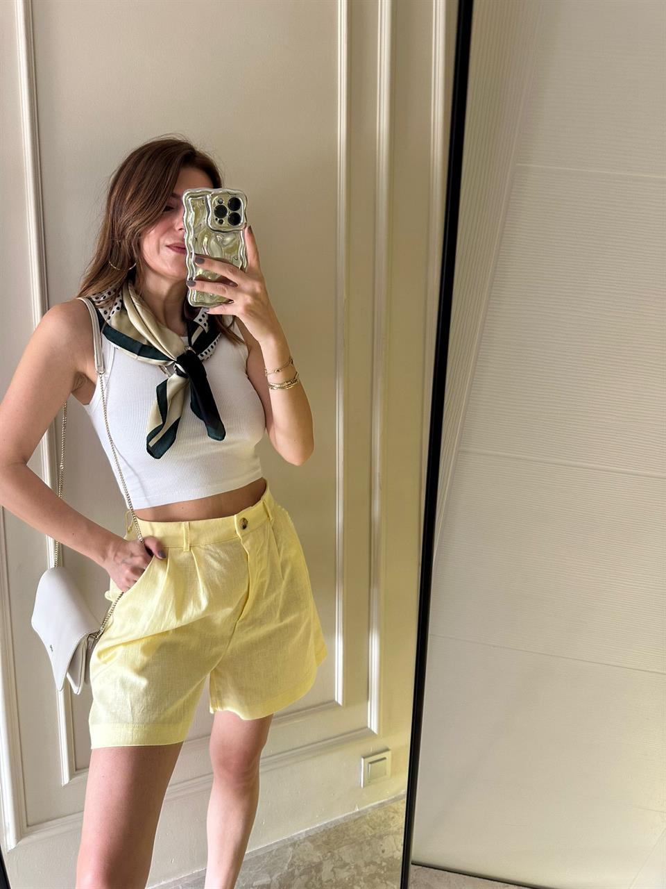 Sarı Ham Keten Şort