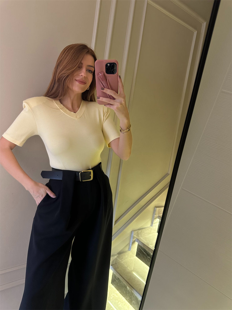 Sarı V Yaka Vatkalı Viskon Çıtçıtlı Bodysuit