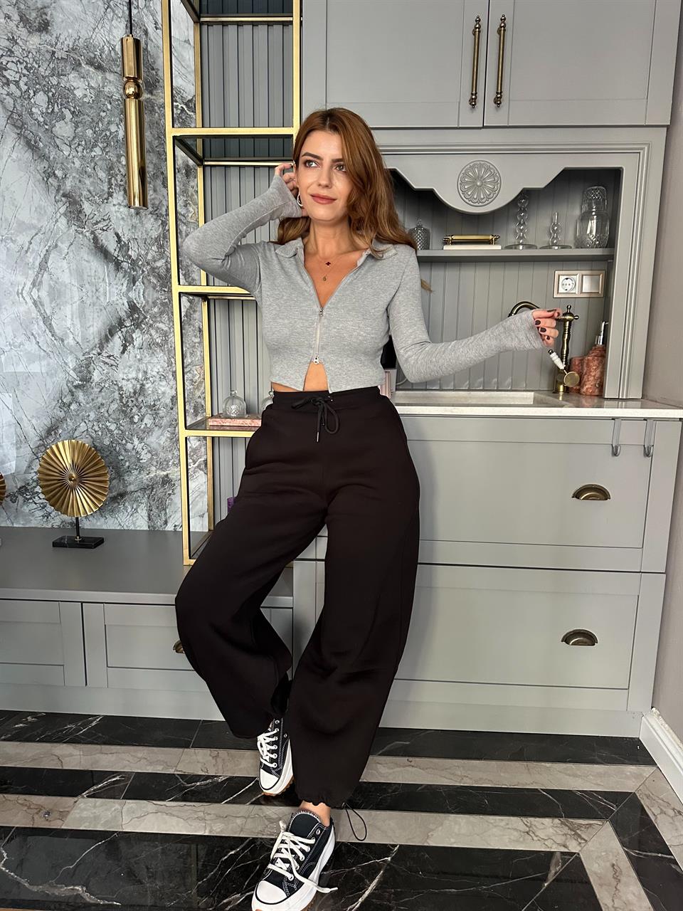 Siyah Barrel Fit Paçası Ayarlı Eşofman