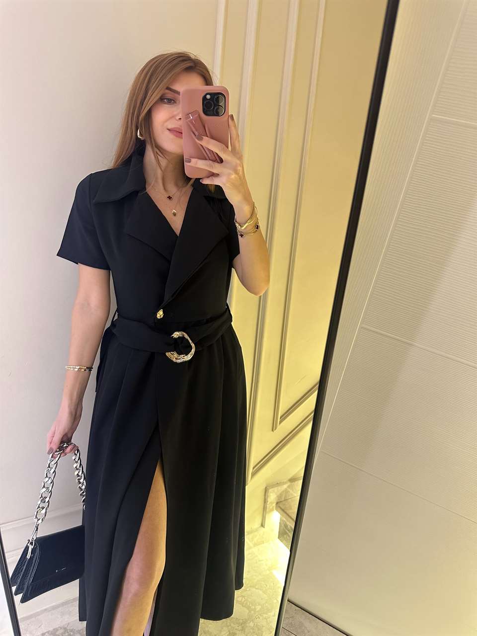 Siyah Bel Tokalı Yırtmaç Detay Elbise