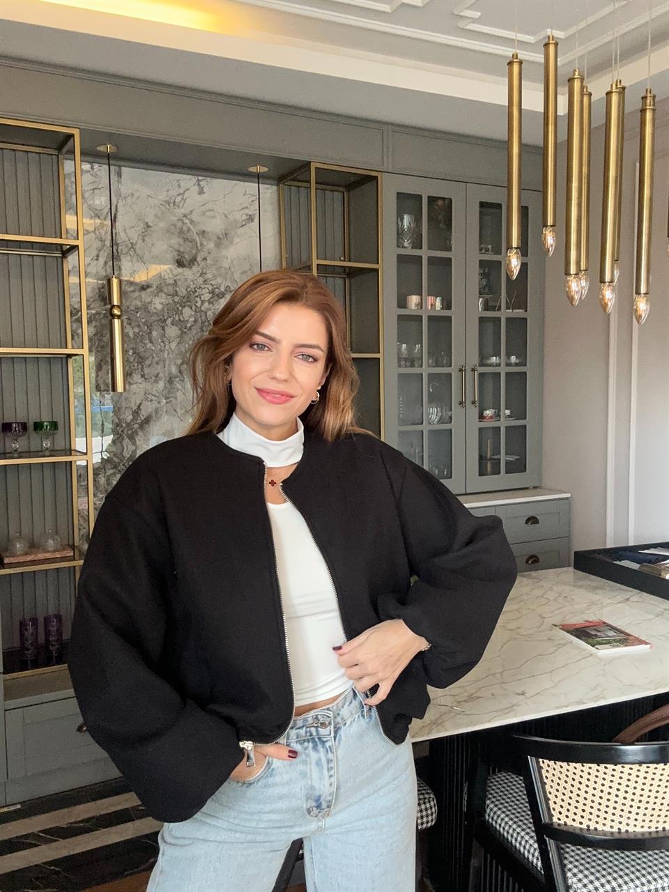 Siyah Bisiklet Yaka Kaşe Ceket