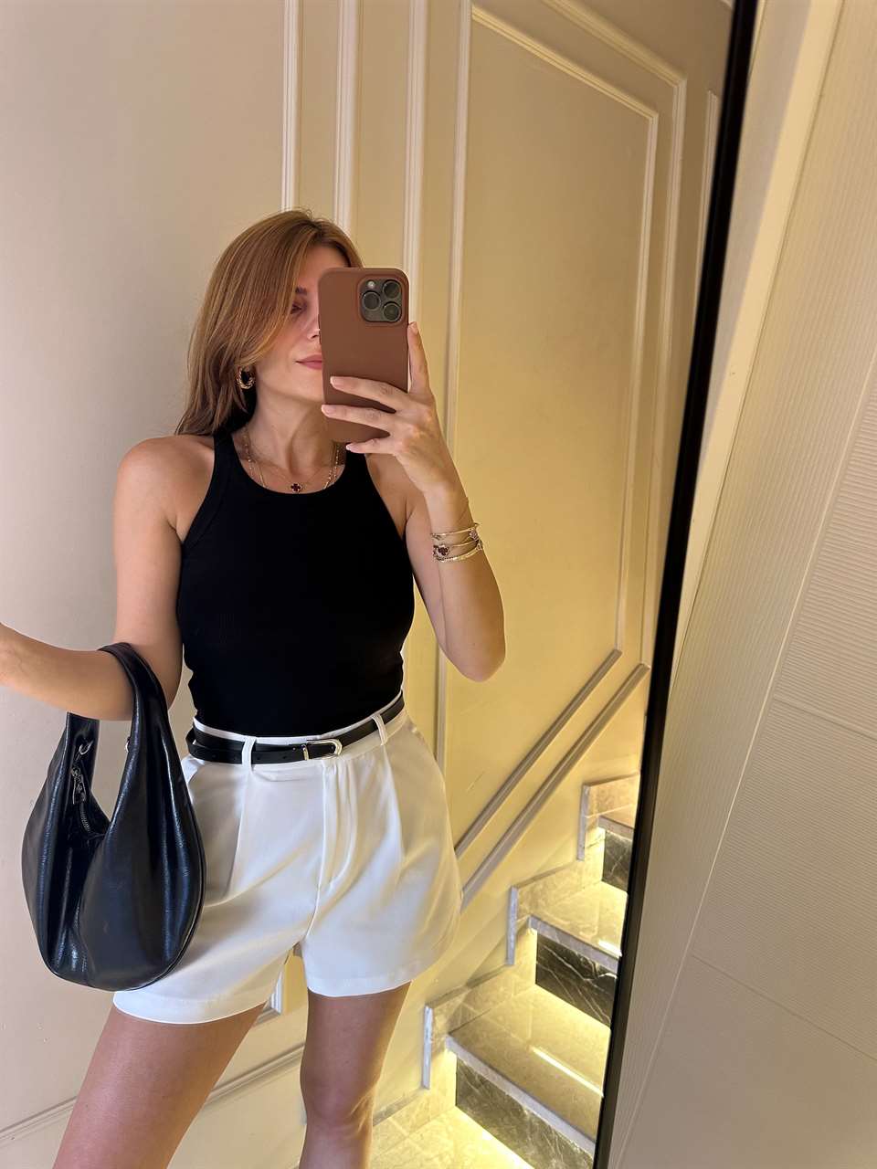 Siyah Biyeli Askılı Crop