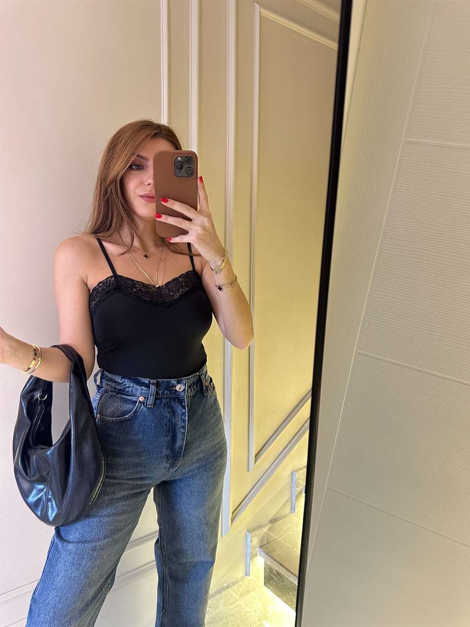 Siyah Dalgıç Kumaş Dantel Detaylı Zıbın