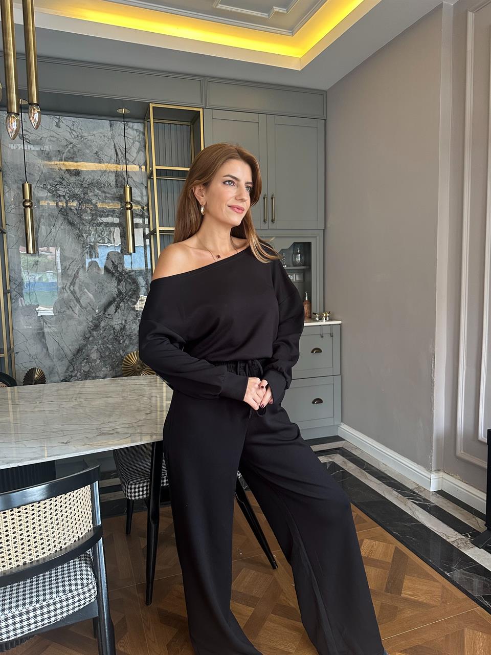 Siyah Düşük Omuz Pamuklu Kumaş Takım