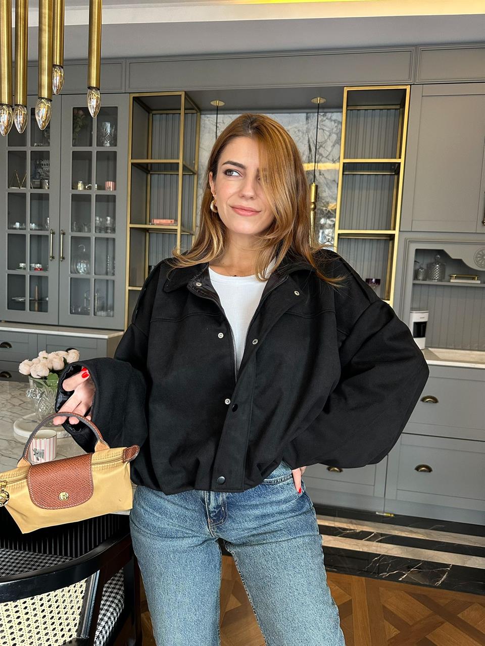 Siyah Fermuarlı Süet Mont