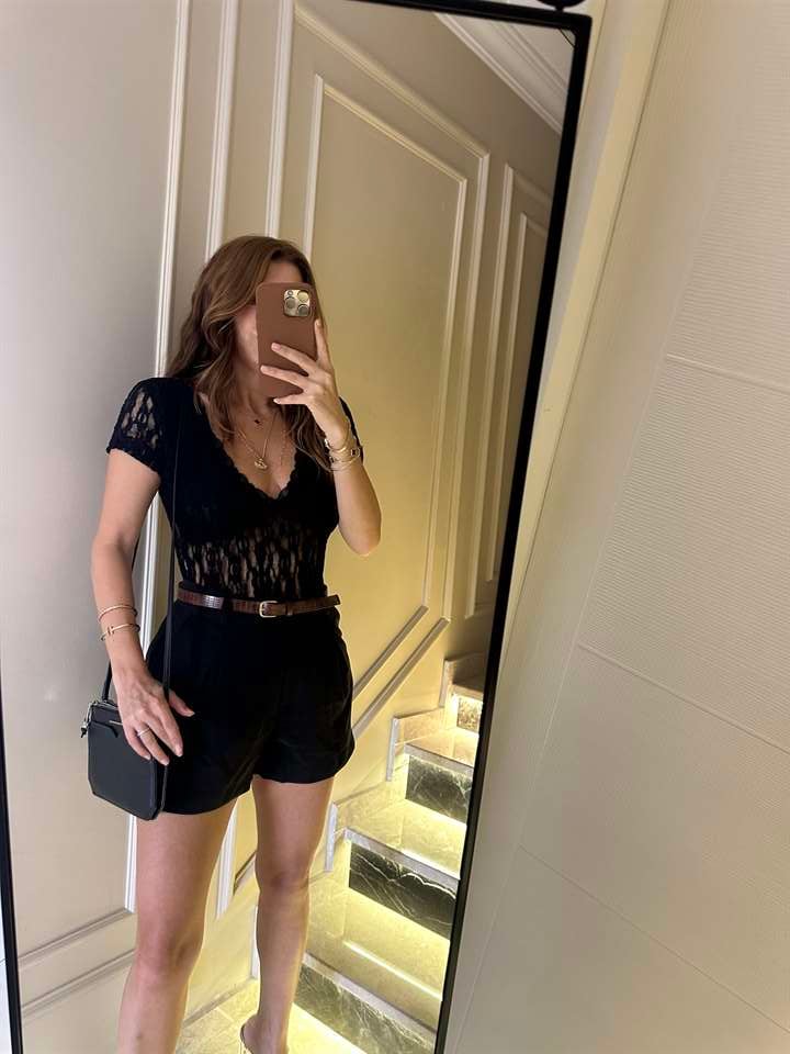 Siyah Güpürlü Bodysuit Zıbın
