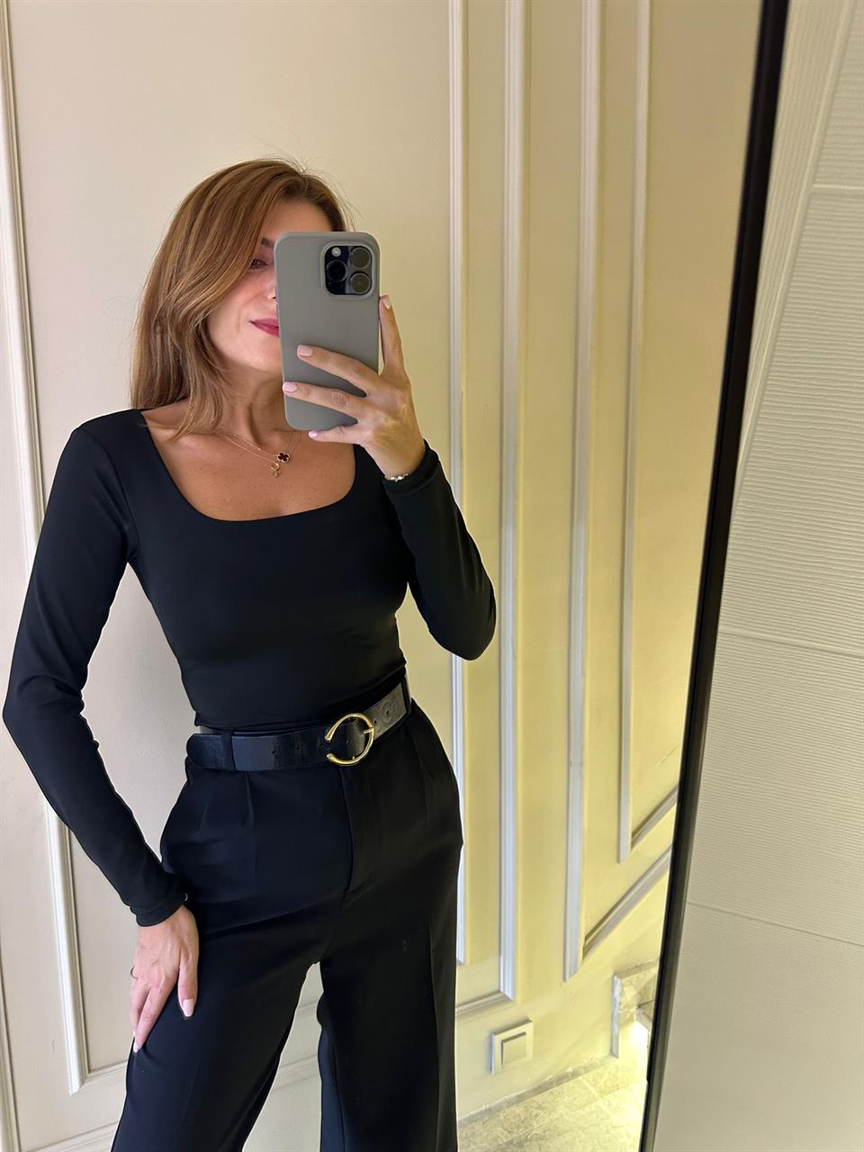 Siyah Kare Yaka Çıtçıtlı Zıbın