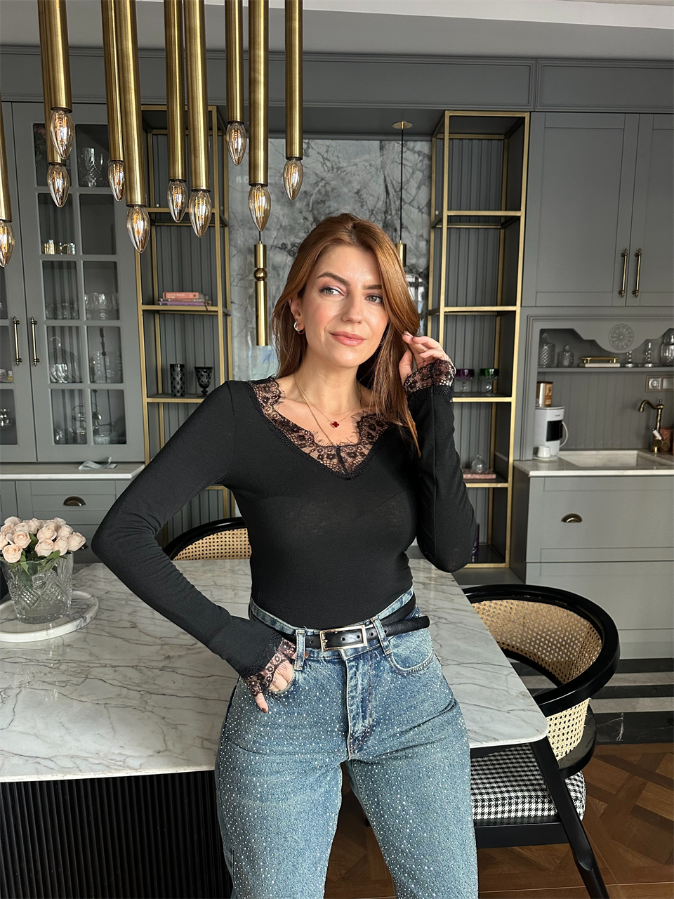 Siyah Transparan Ön Arka V Yaka Bluz