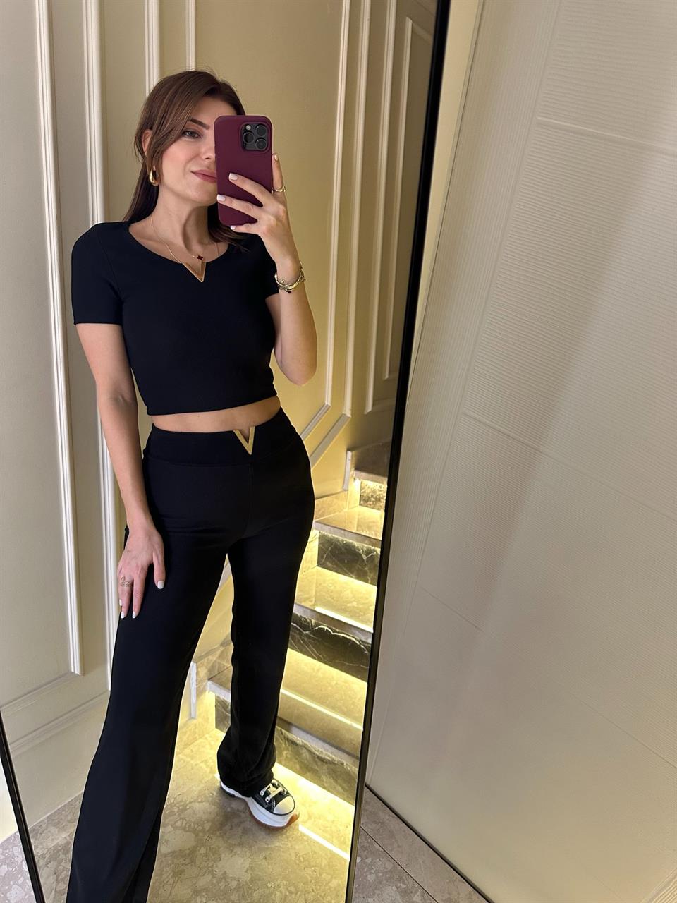 Siyah Metal Detaylı Ottoman Takım