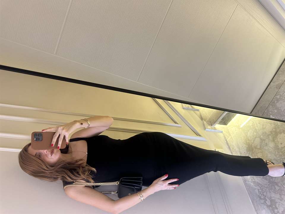 Siyah Ön Arka Kare Yaka Uzun Elbise