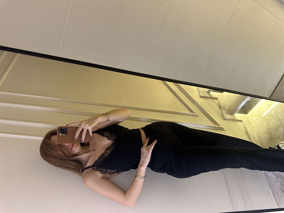 Siyah Pamuk Kumaş İp Askılı Dantel Detaylı Takım