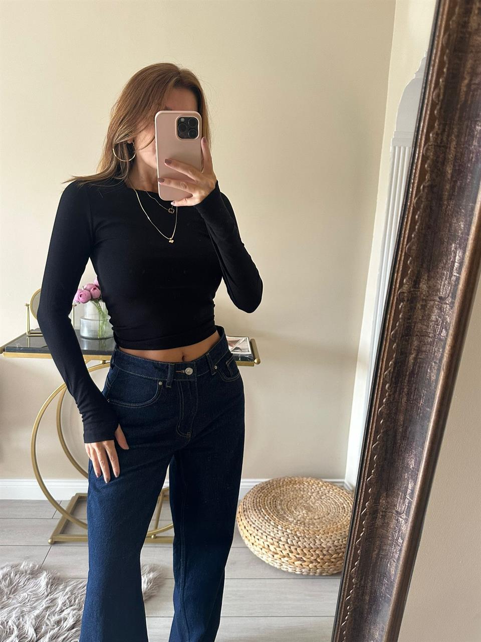 Siyah Parmak Geçmeli Modal Bluz