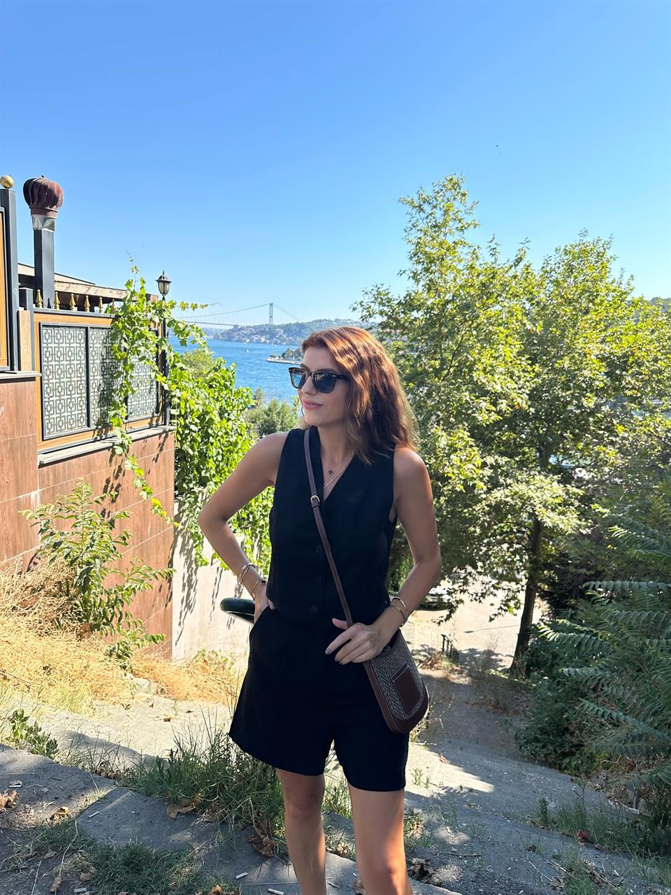 Siyah Pera Keten Şort Yelek Takım