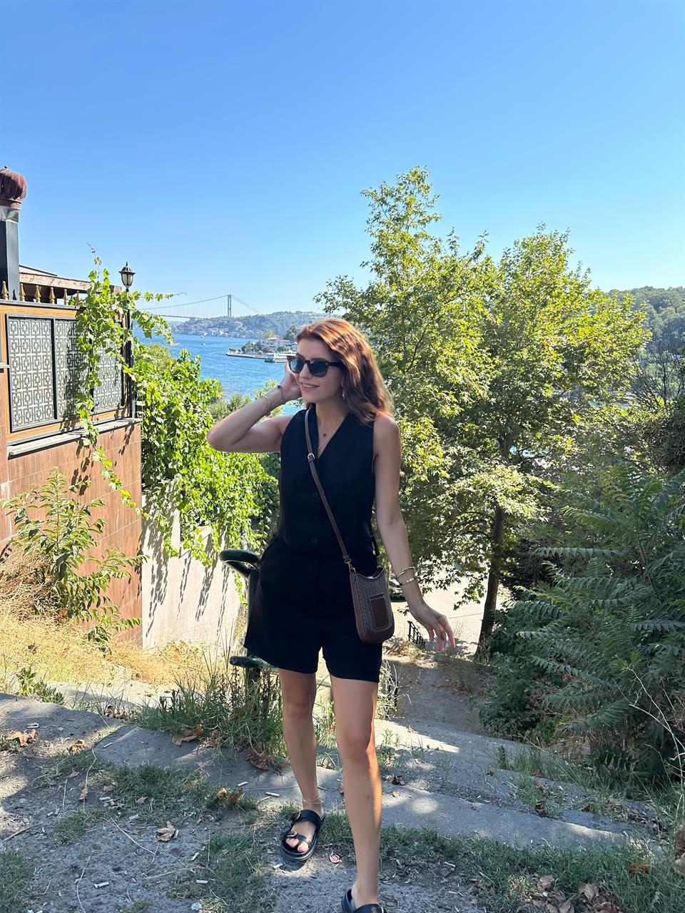 Siyah Pera Keten Şort Yelek Takım