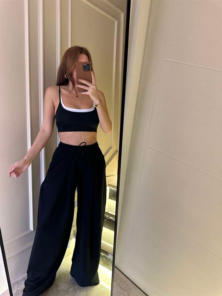 Siyah Pileli Şalvar Eşofman