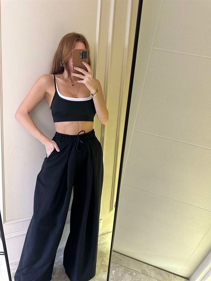 Siyah Pileli Şalvar Eşofman