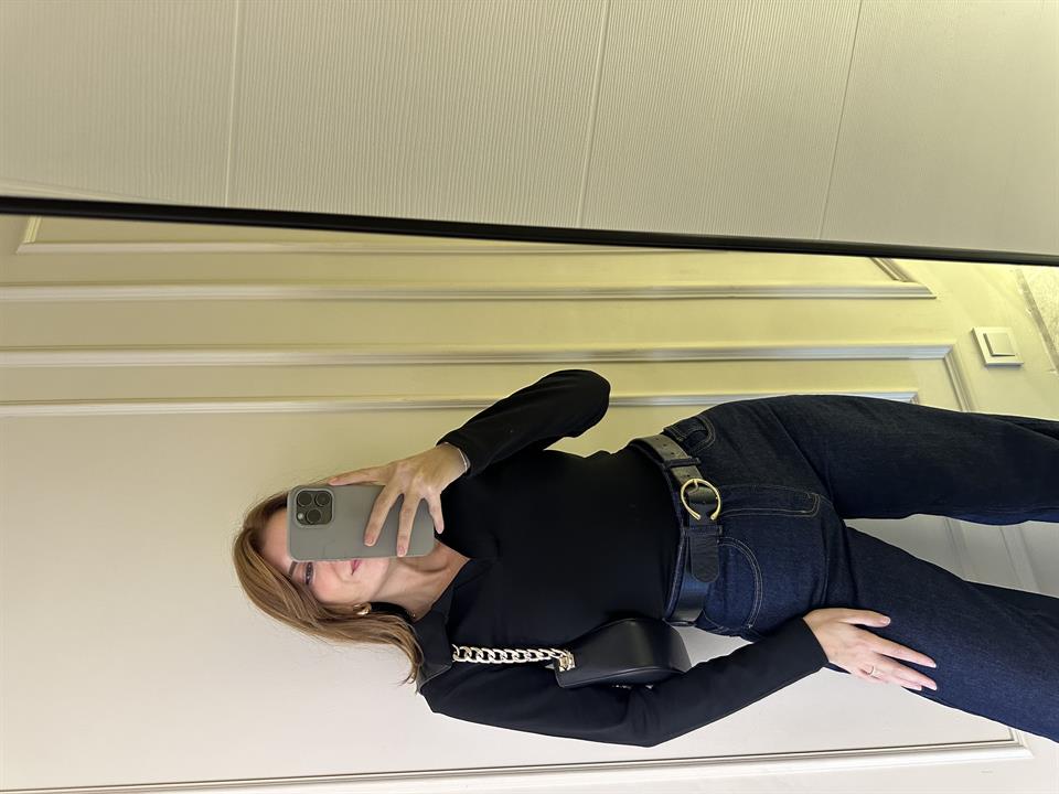 Siyah Polo Yaka Uzun Kol Bluz