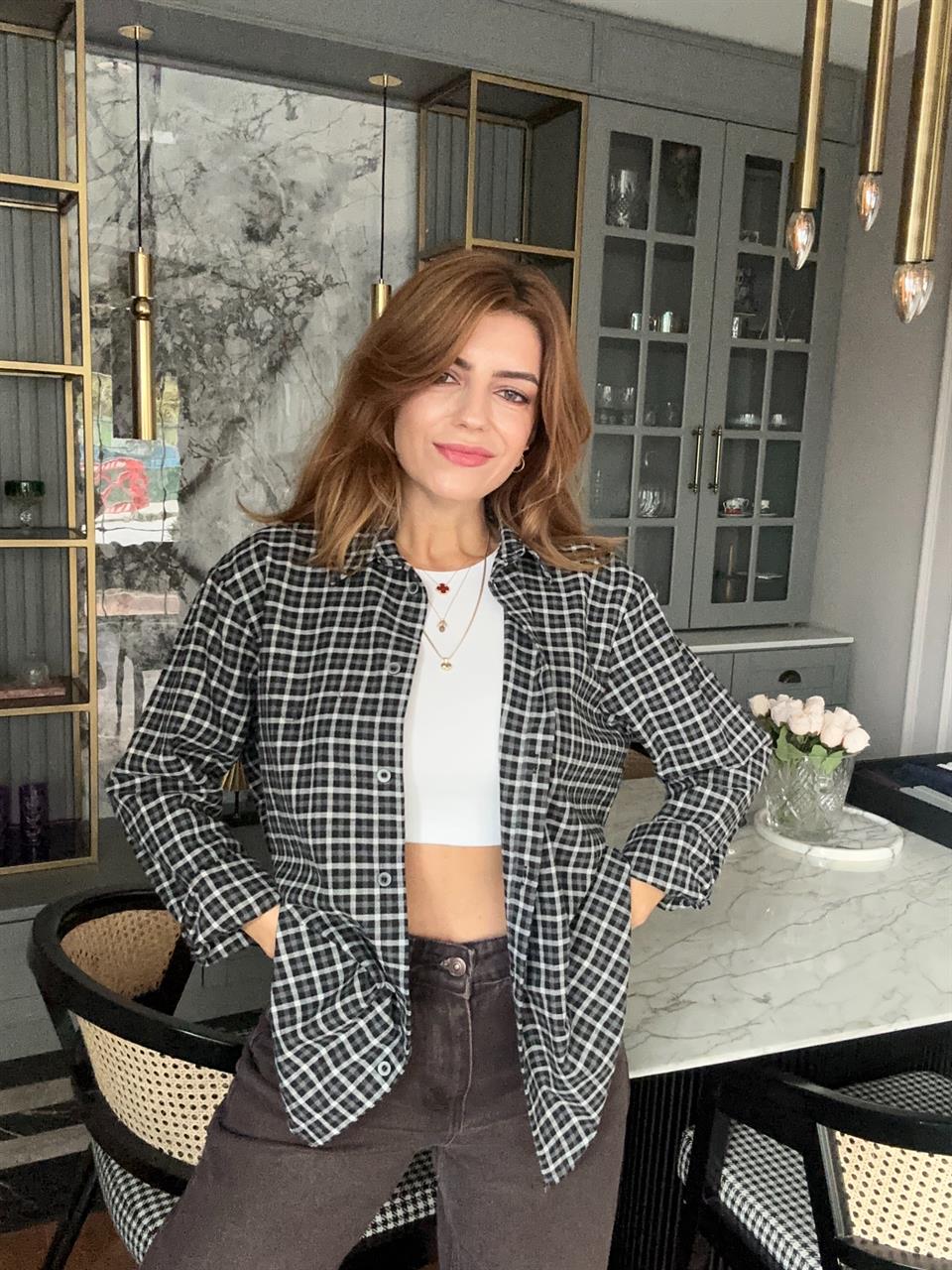 Siyah Pötikare Yünlü Gömlek