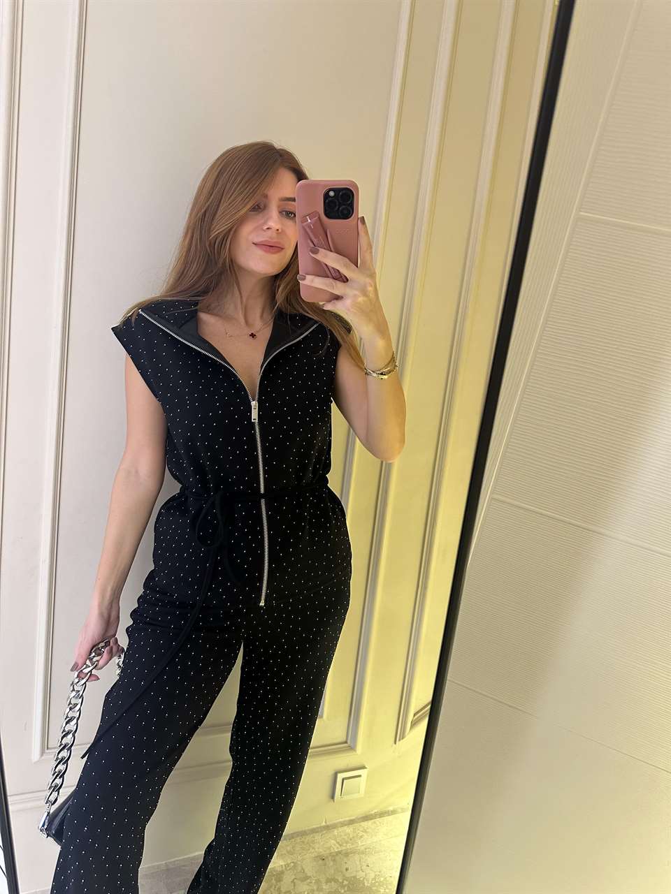 Siyah Taşlı Fermuarlı Yelekli Takım