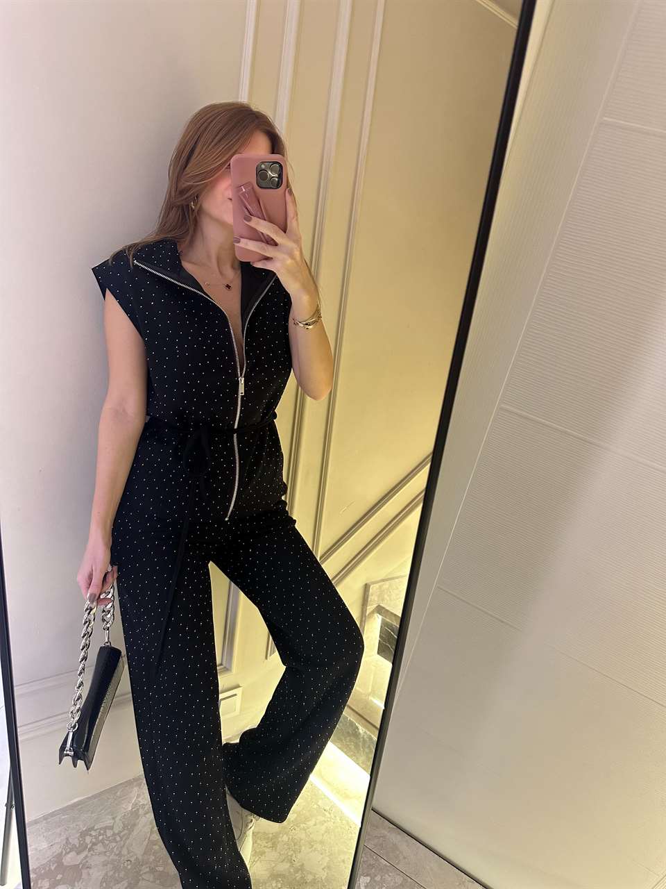 Siyah Taşlı Fermuarlı Yelekli Takım