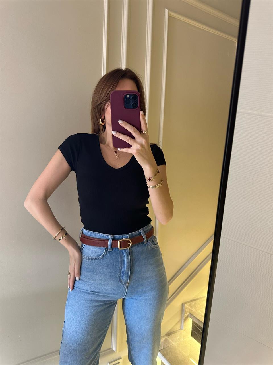 Siyah V Yaka Fitilli Bluz