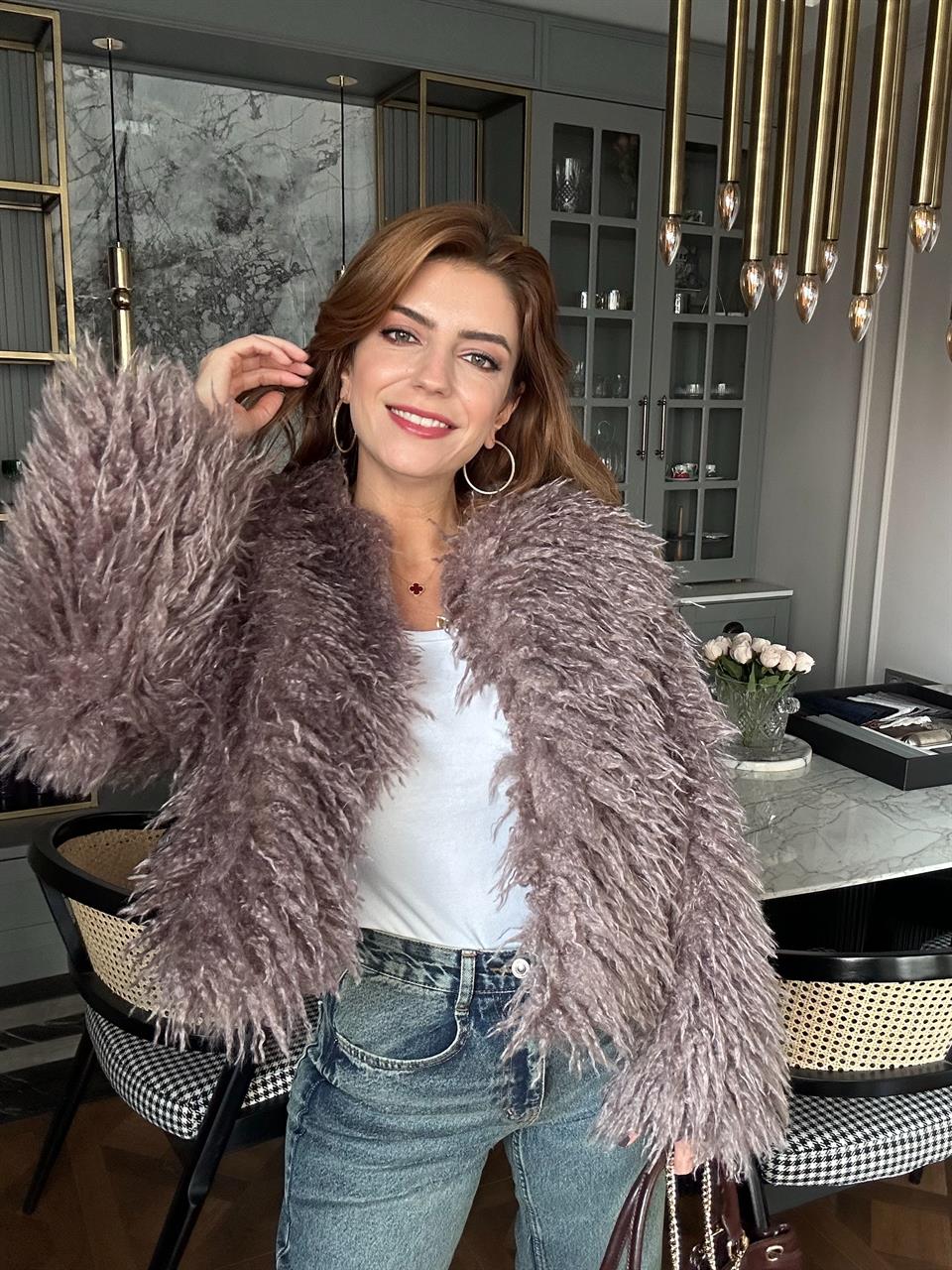 Vizon Püsküllü Kürk Ceket