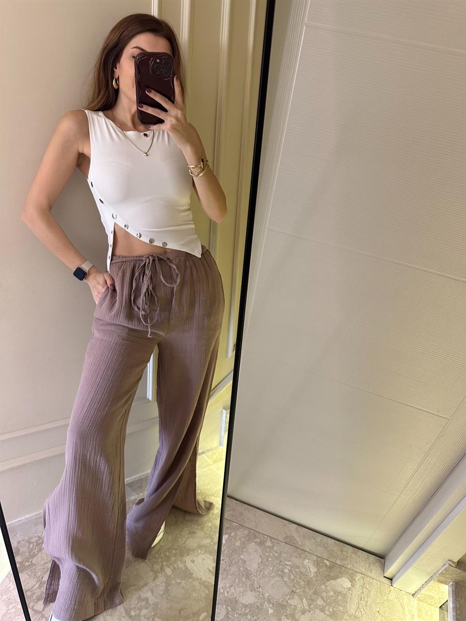 Vizon Yırtmaçlı Müslin Kumaş Pantolon