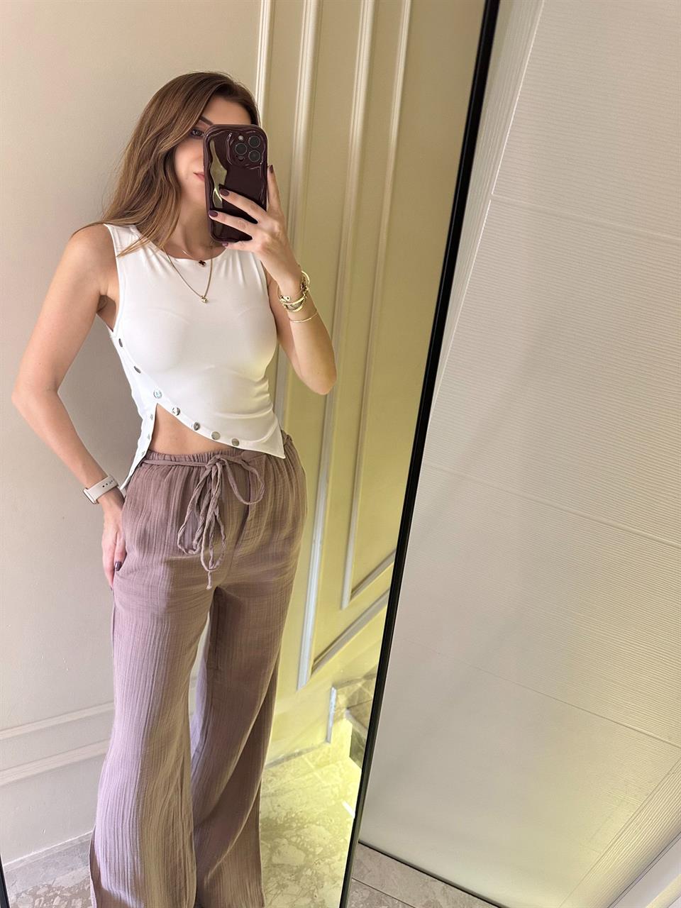 Vizon Yırtmaçlı Müslin Kumaş Pantolon