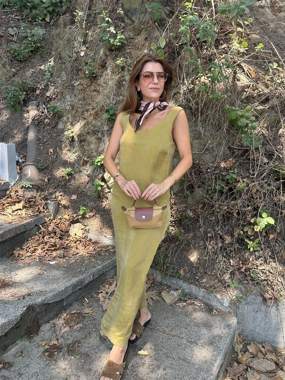 Yağ Yeşili U Yaka Askılı Tensel Elbise