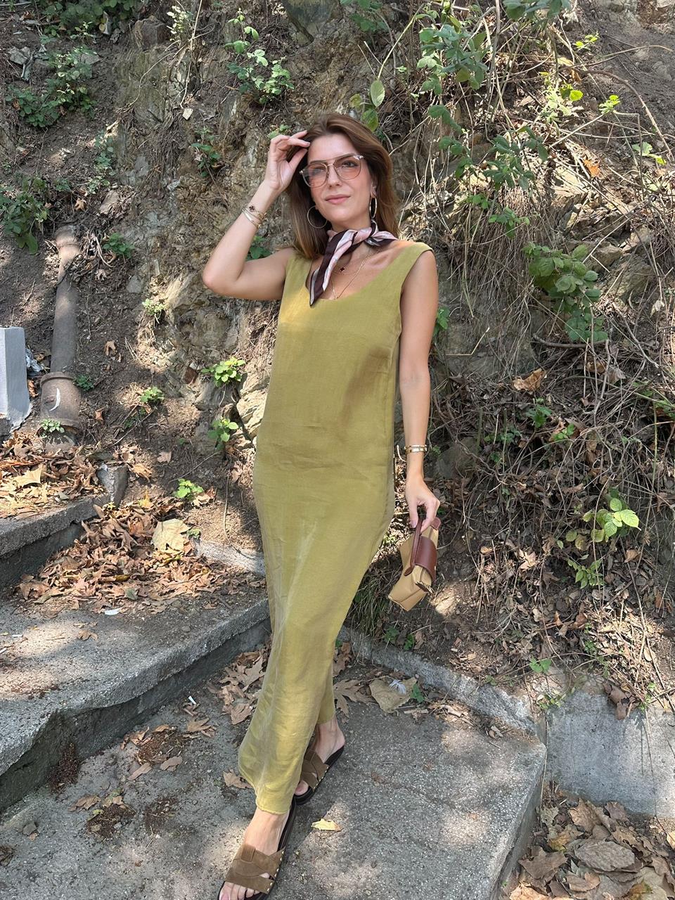 Yağ Yeşili U Yaka Askılı Tensel Elbise