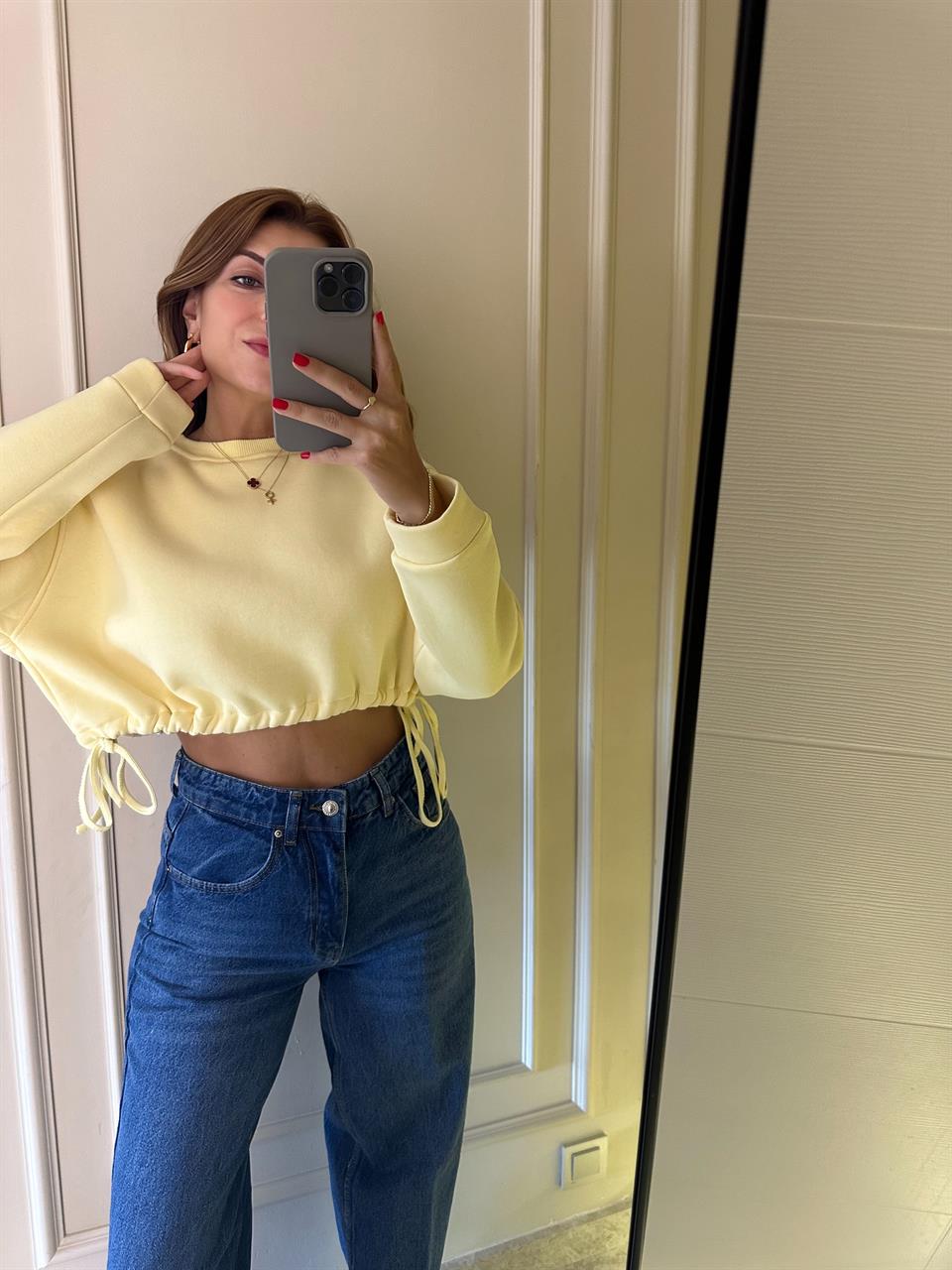 Yellow Butter Bel Büzgülü Crop Sweatshirt