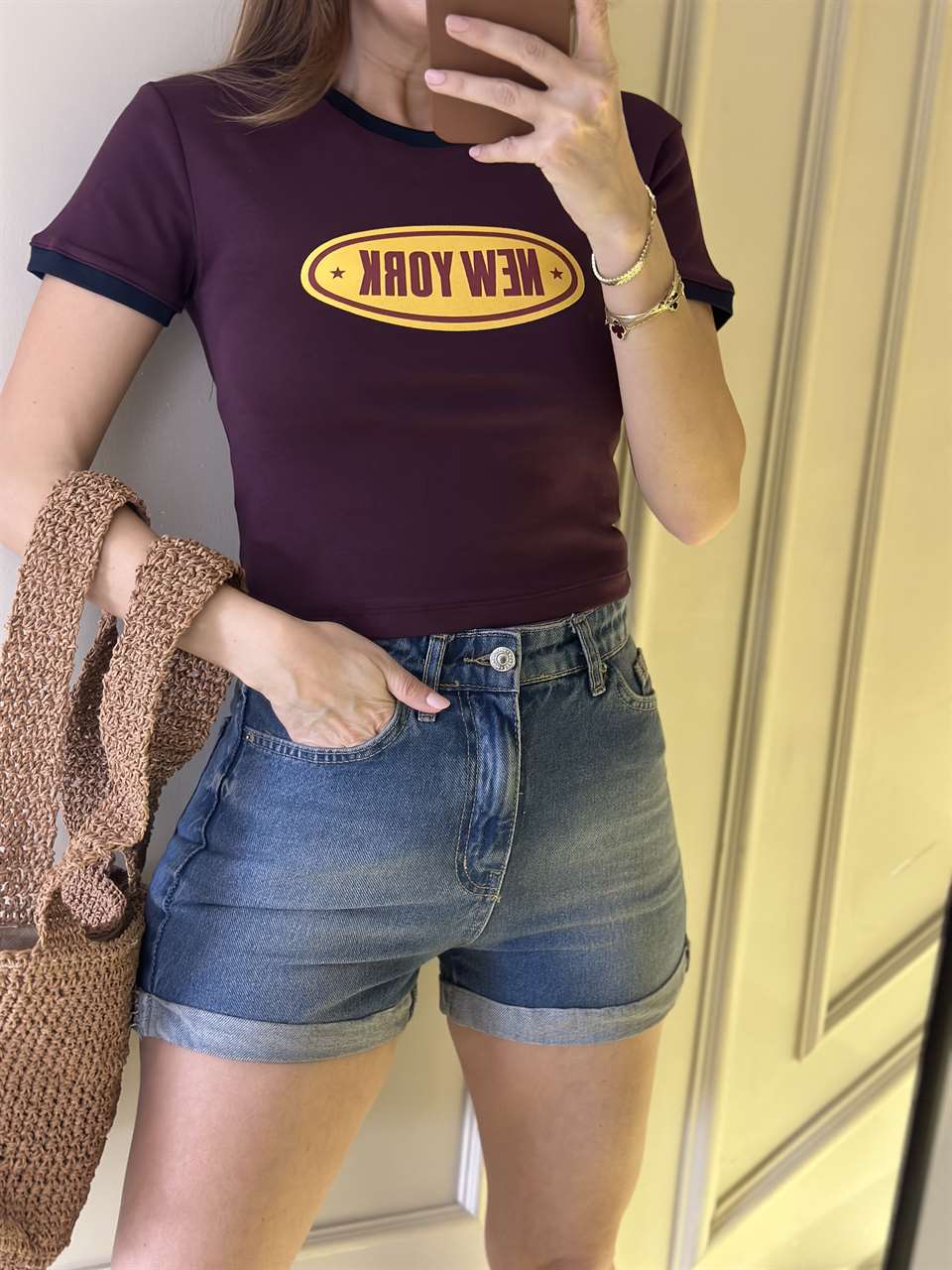 Yıkamalı Tintli Paça Katlama Kot Şort