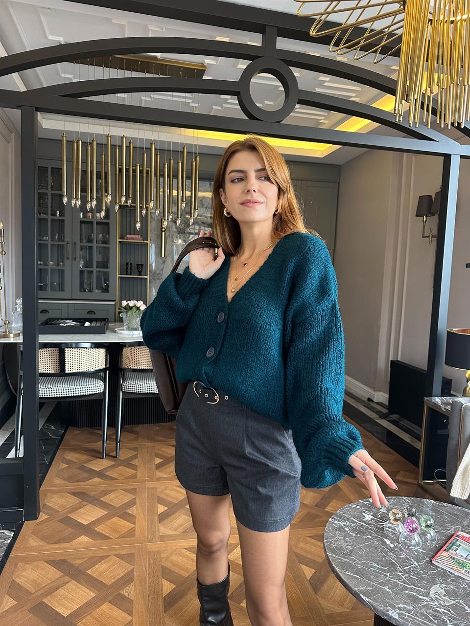 Zümrüt Oversize Salaş Yün Hırka