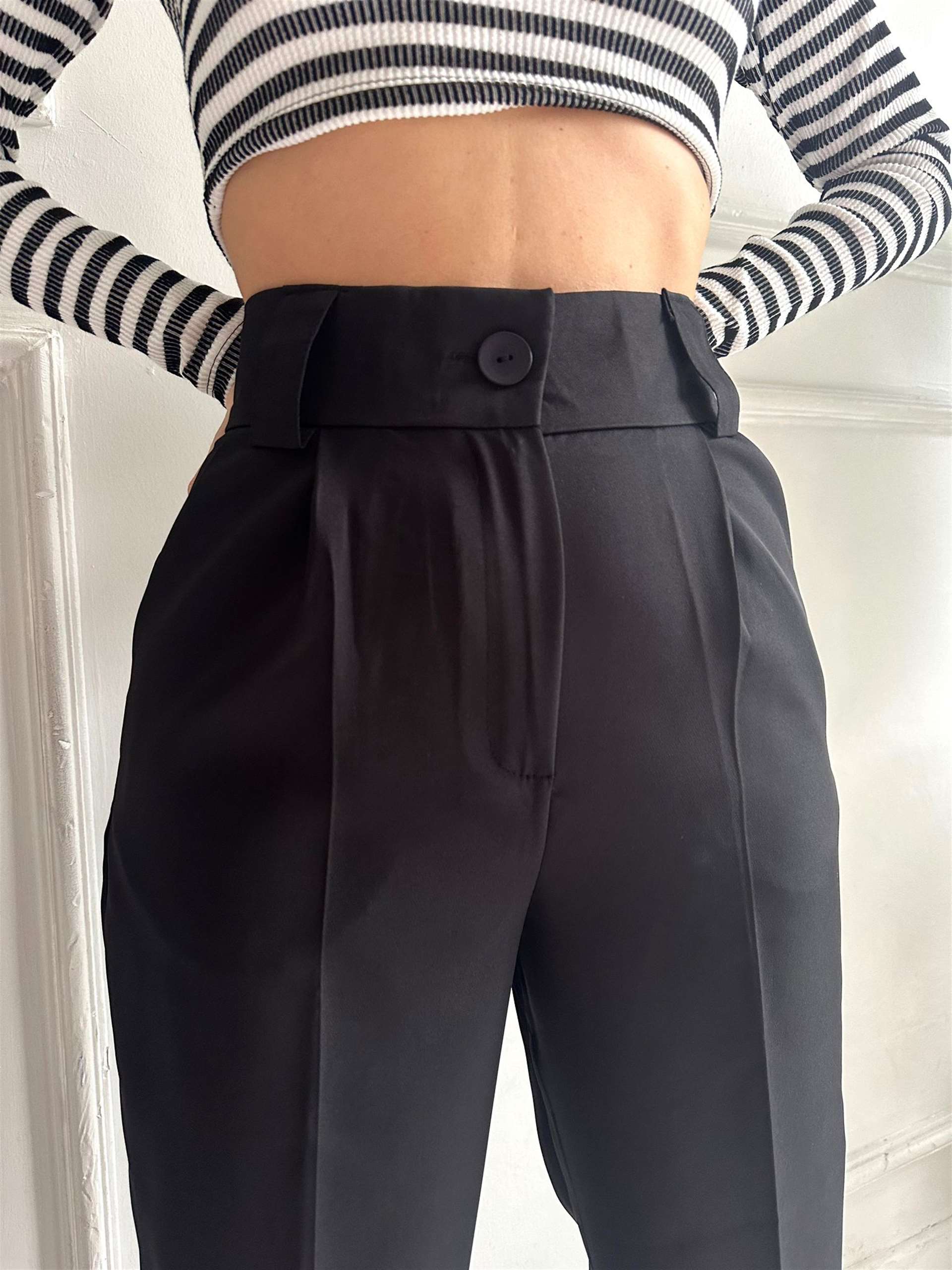 Siyah Kumaş Havuç Pantolon - Chamakh Butik