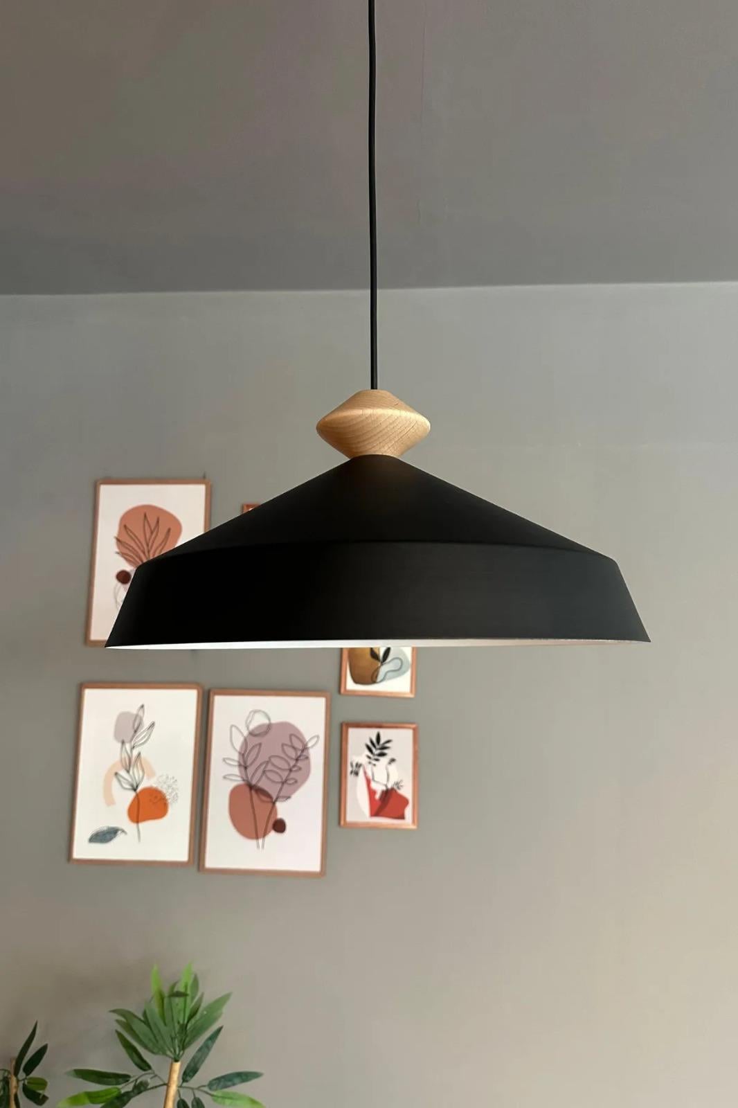 Lema Siyah Tekli Avize Ahşap Topaç Başlık Sarkıt Lamba Restoran Cafe Salon Avizeleri